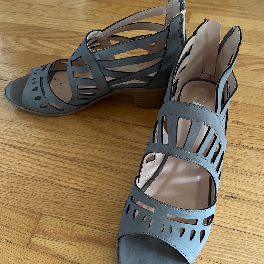 TG gladiator heel sandals, size 8.5. Gently worn.